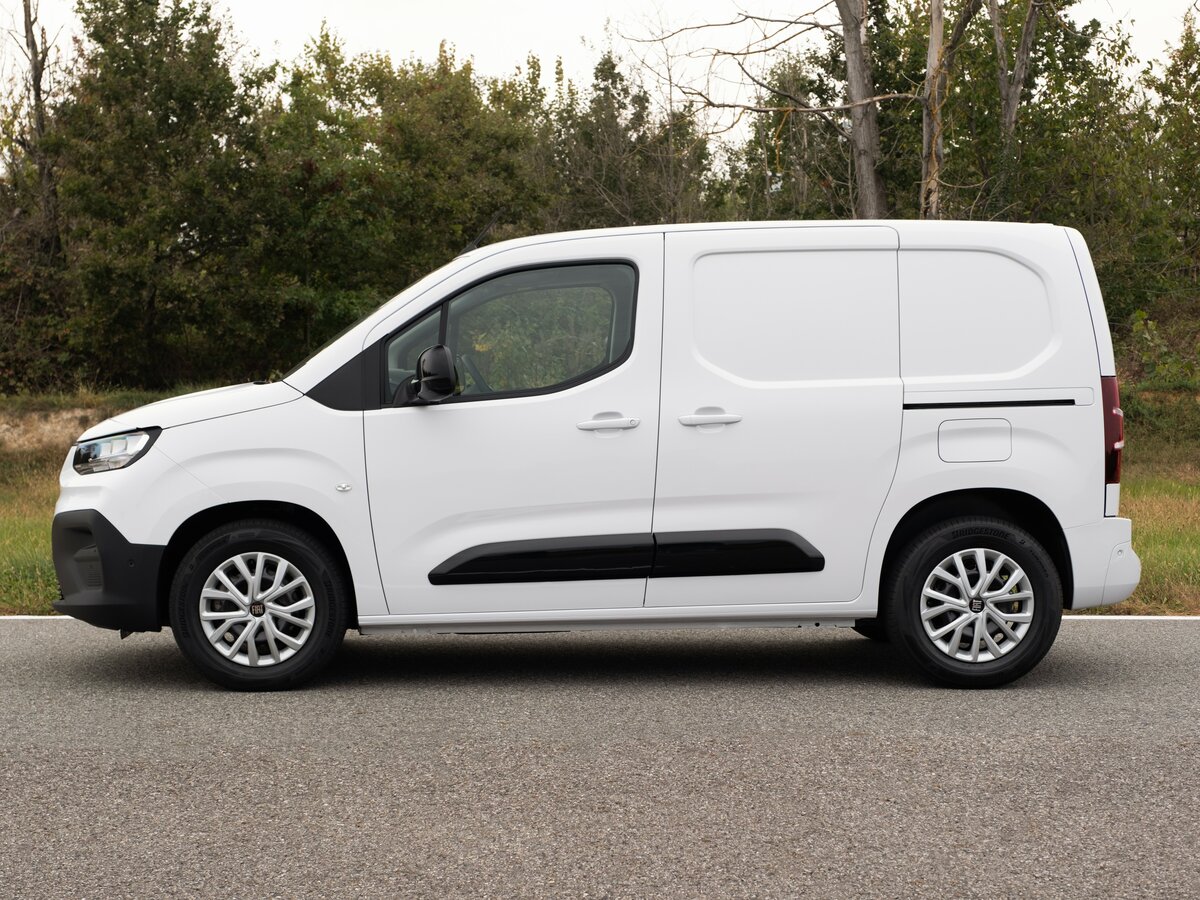 Fiat Doblo III Рестайлинг Фургон — фото 2