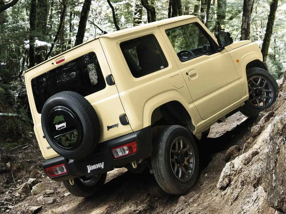 Suzuki Jimny IV Внедорожник 3 дв. Kei car — фото 3
