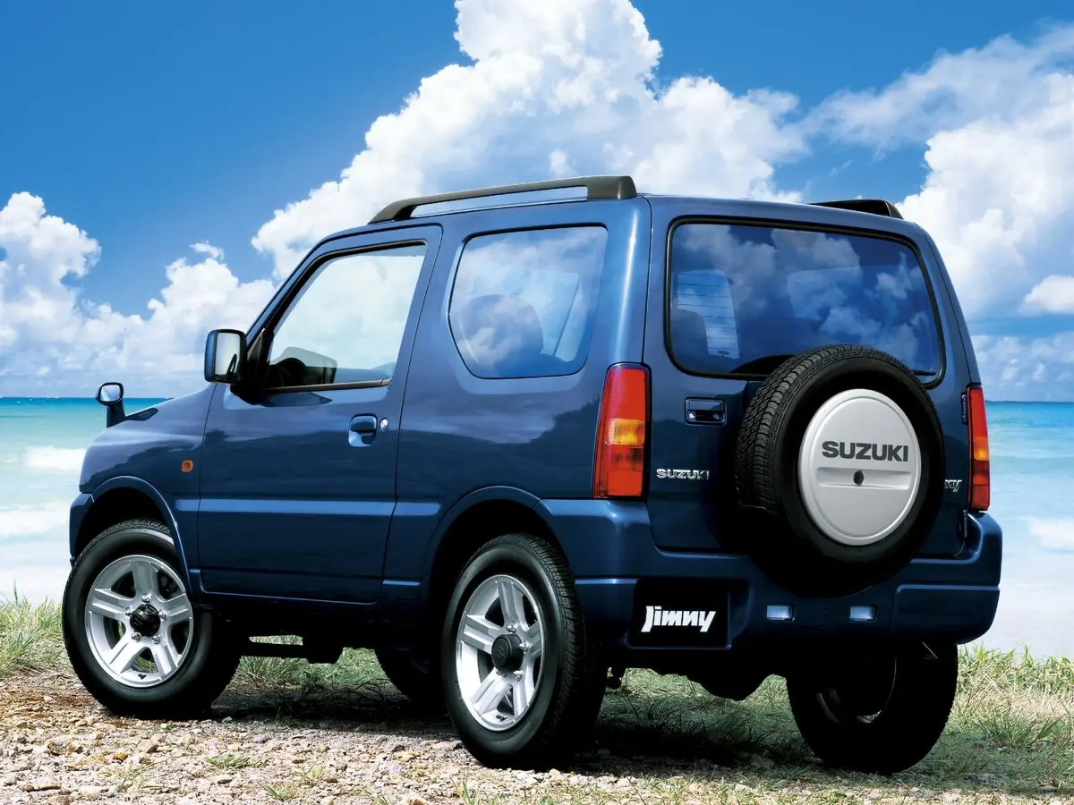 Suzuki Jimny III Рестайлинг 1 Внедорожник 3 дв. Kei car — фото 4