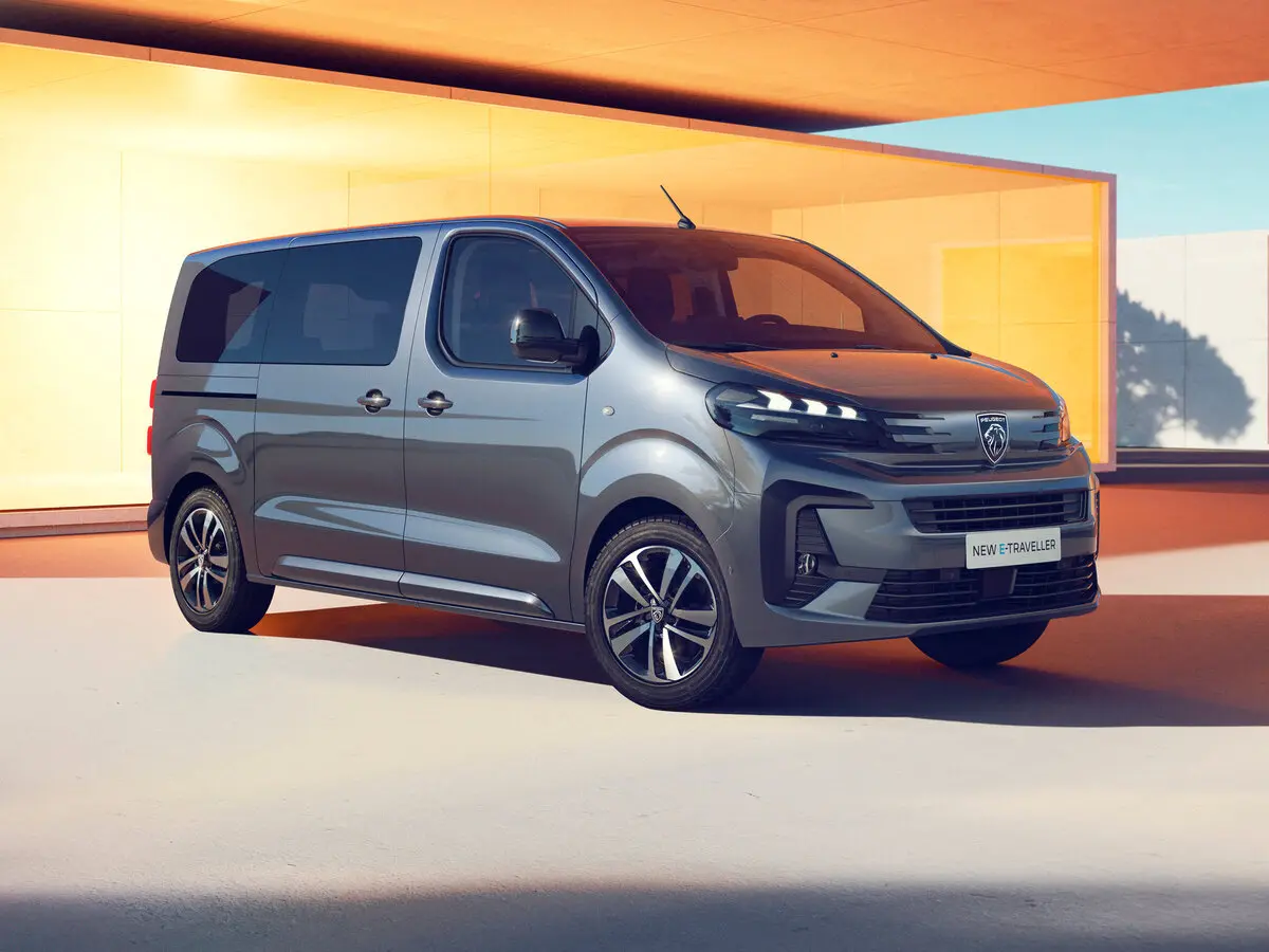 Peugeot Traveller I Рестайлинг Минивэн — сүрөт 2
