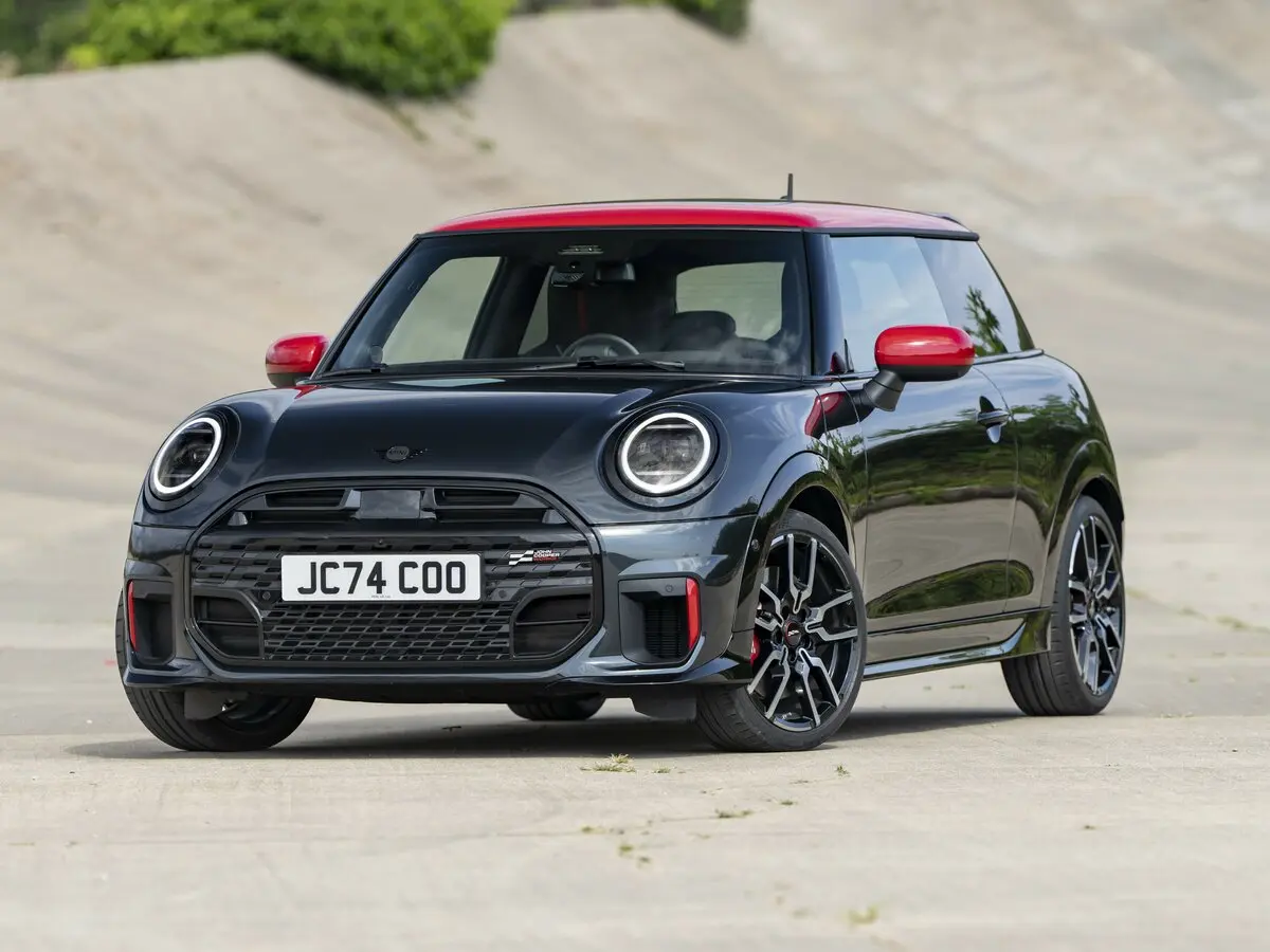 Mini Hatch IV (F65/F66/J01) Хэтчбек 3 дв. JCW
