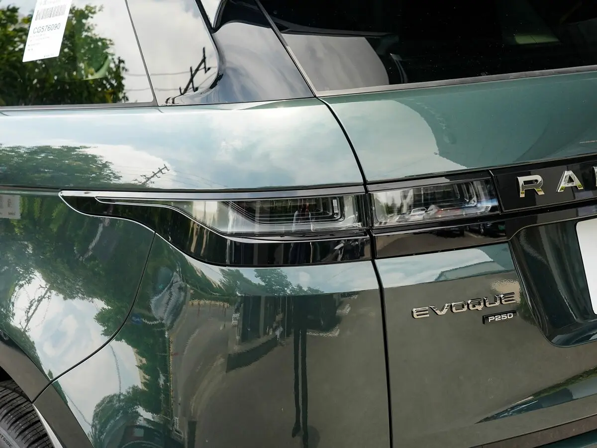 Land Rover Range Rover Evoque II Внедорожник 5 дв. L — сүрөт 17