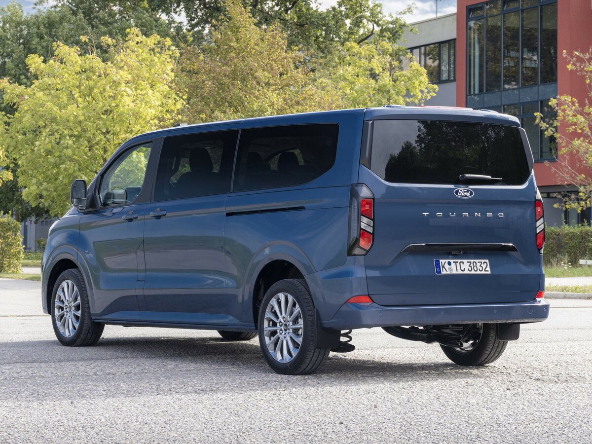 Ford Tourneo Custom II Минивэн LWB — фото 4