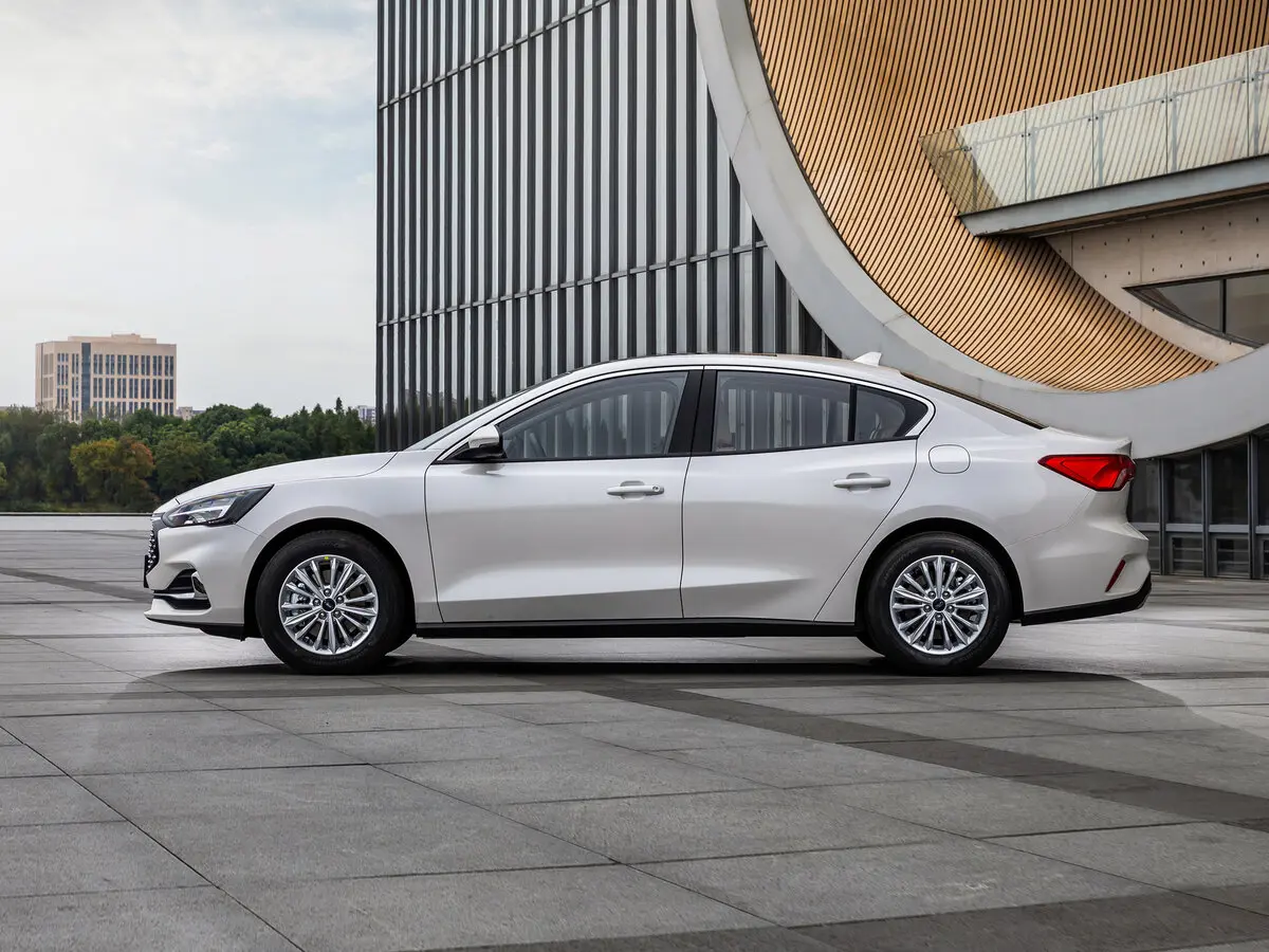 Ford Focus IV Рестайлинг (China Market) Седан — фото 2