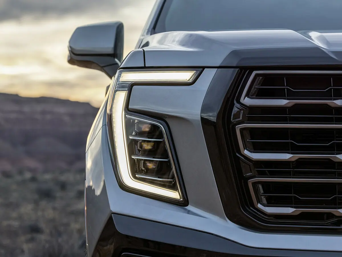 GMC Yukon V Рестайлинг Внедорожник 5 дв. — сүрөт 10