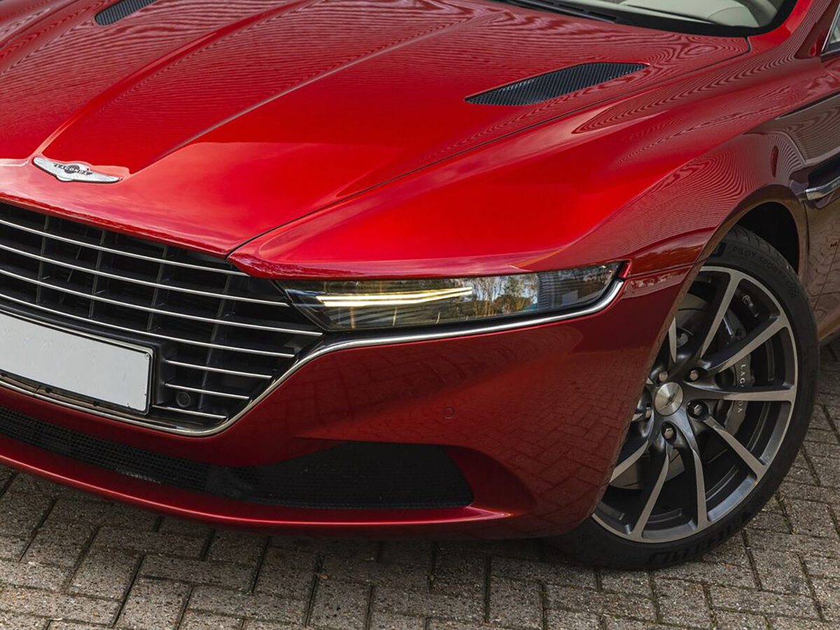 Aston Martin Lagonda Taraf 2015 – 2016 Седан — фото 13
