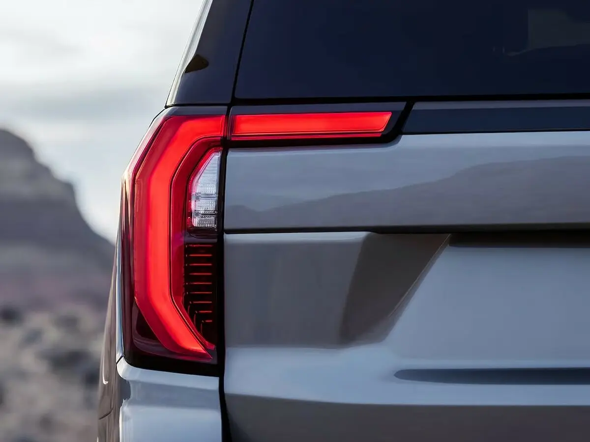 GMC Yukon V Рестайлинг Внедорожник 5 дв. XL — сүрөт 8