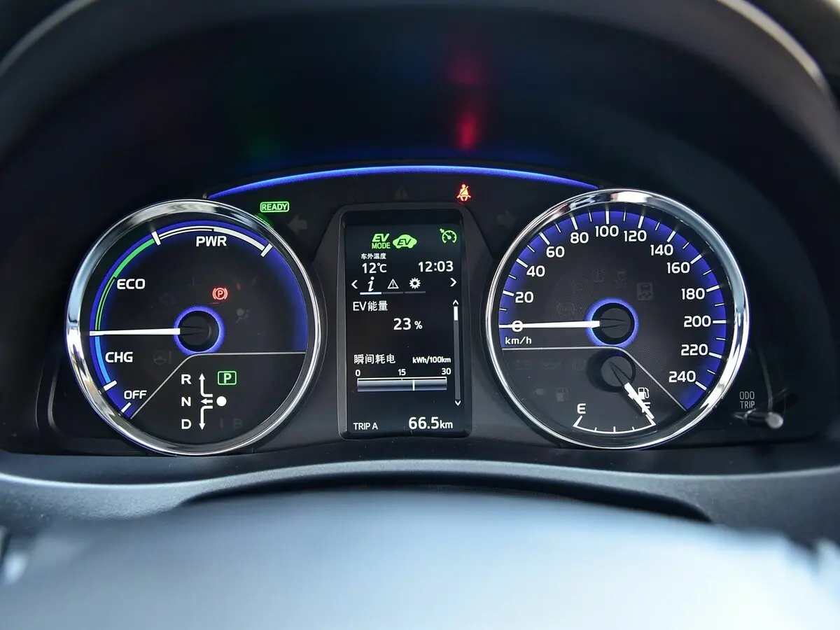 Toyota Levin XI (E170) Седан Hybrid — фото 8
