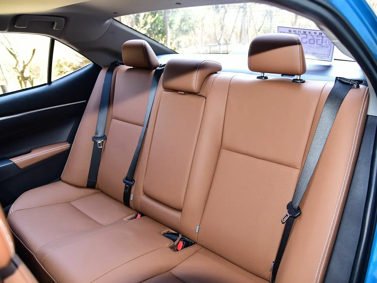 Toyota Levin XI (E170) Седан Hybrid — фото 11