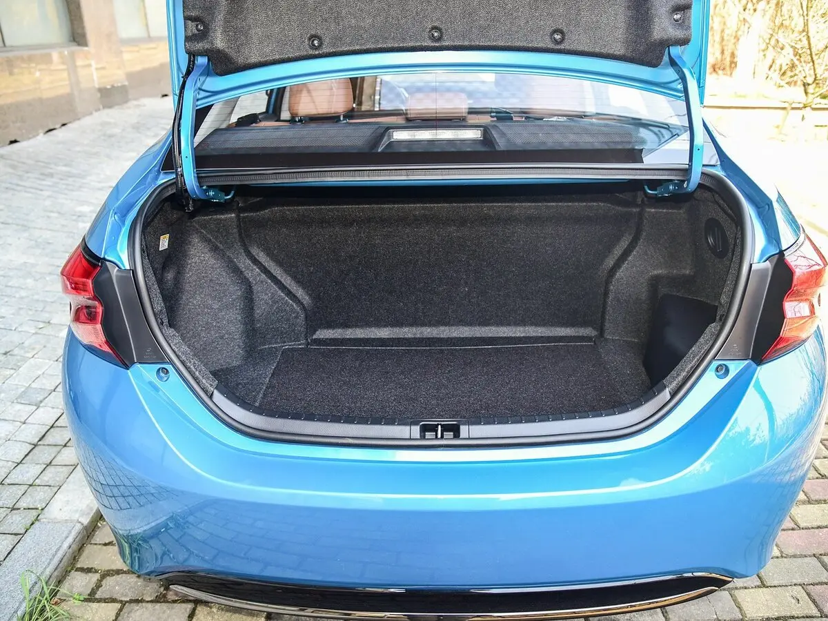 Toyota Levin XI (E170) Седан Hybrid — фото 14