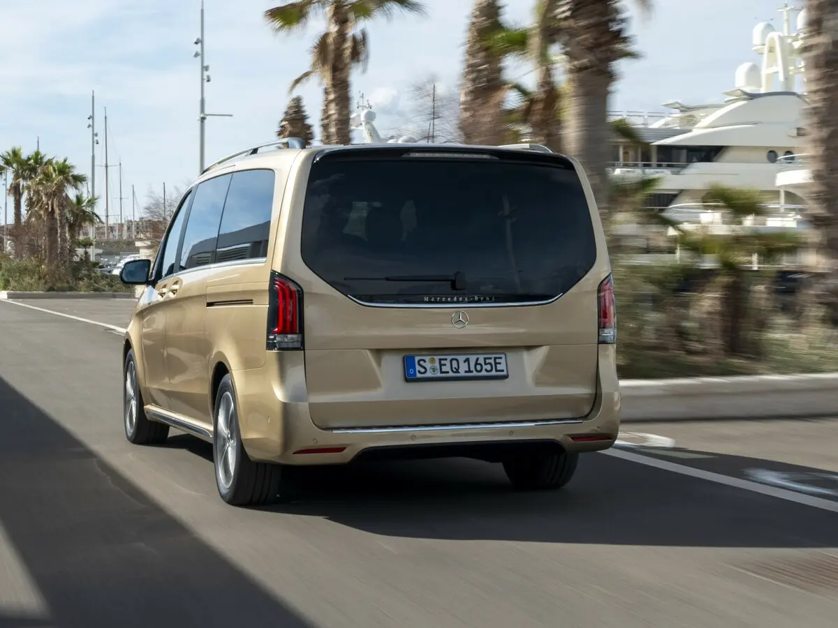 Mercedes-Benz EQV I Рестайлинг Минивэн Long — сүрөт 4