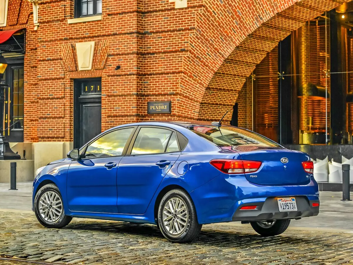Kia Rio IV (Global market) Седан — фото 4