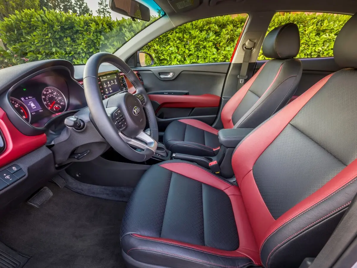Kia Rio IV (Global market) Седан — фото 6
