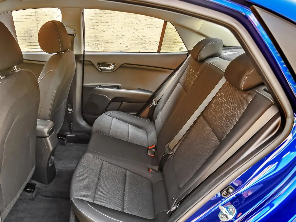 Kia Rio IV (Global market) Седан — фото 9