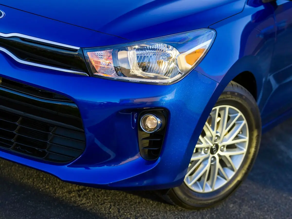 Kia Rio IV (Global market) Седан — фото 12