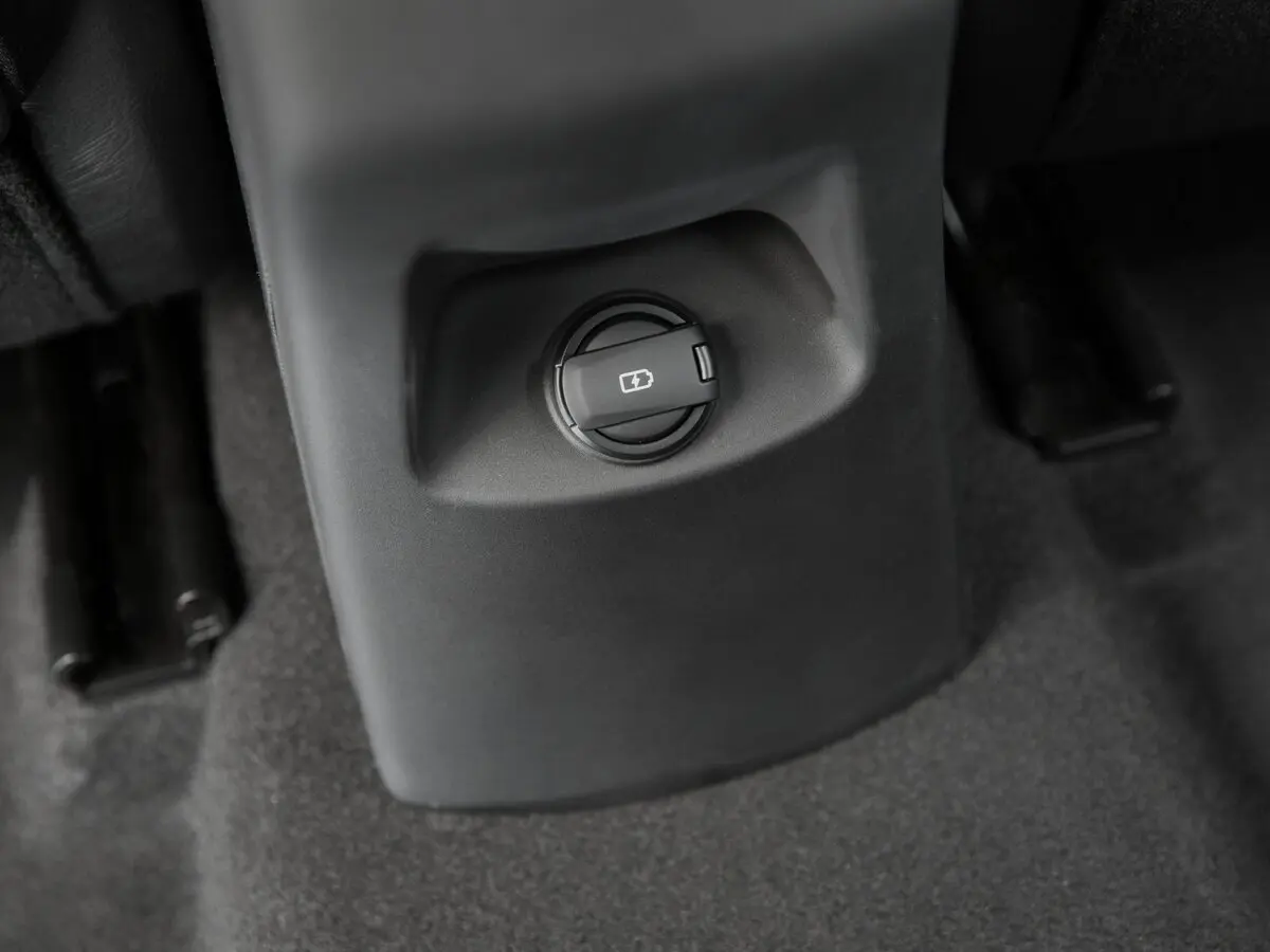 Kia Rio IV (Global market) Хэтчбек 5 дв. — фото 16