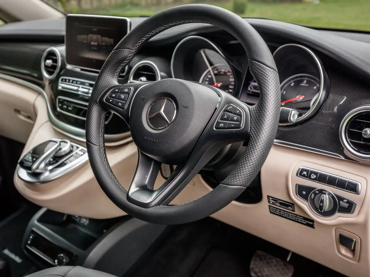 Mercedes-Benz Marco Polo III (W447) Рестайлинг Минивэн — 照片 9