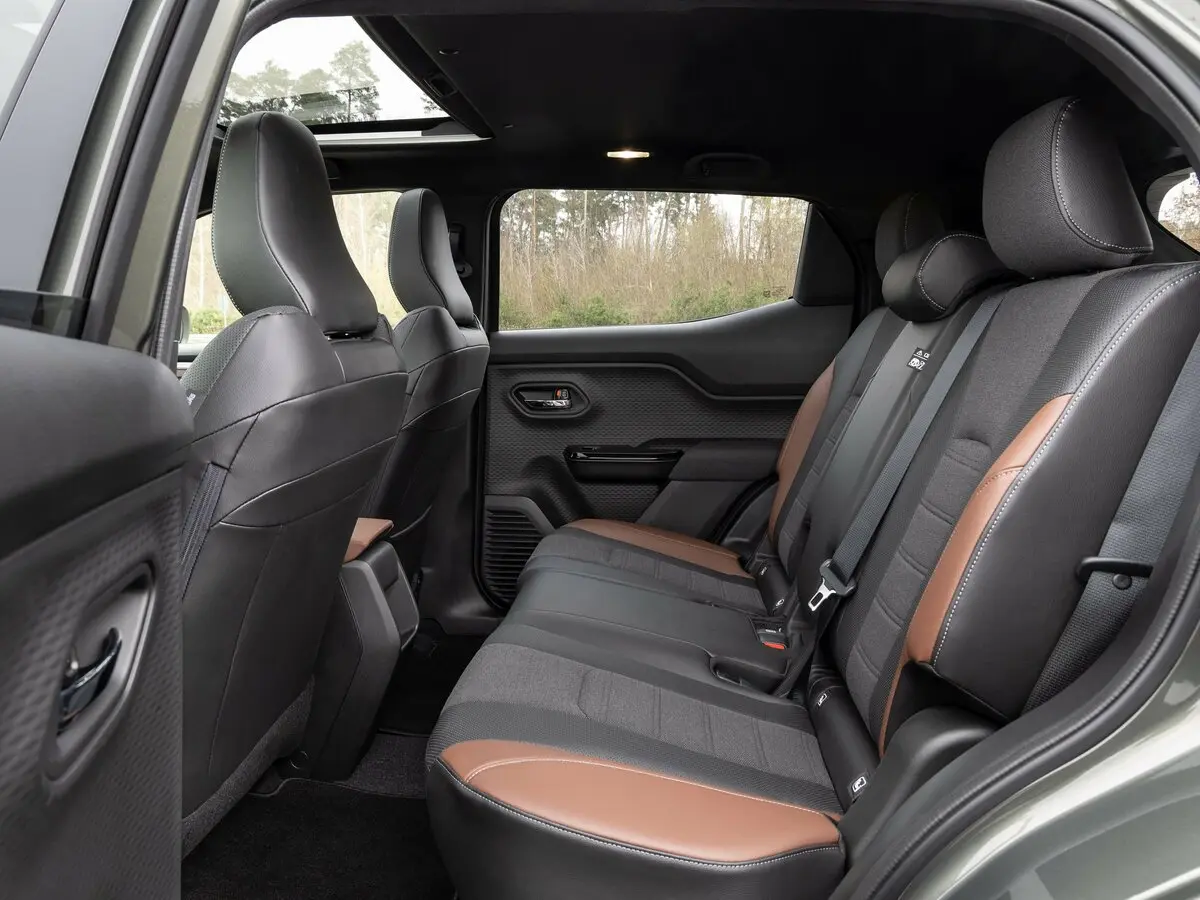 Suzuki e Vitara 2025 – н.в. Внедорожник 5 дв. — сүрөт 11