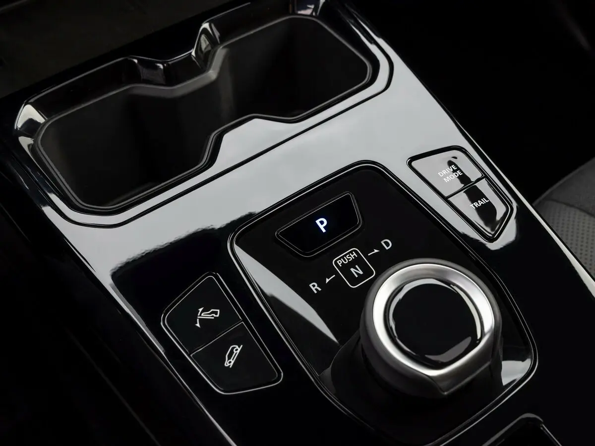 Suzuki e Vitara 2025 – н.в. Внедорожник 5 дв. — сүрөт 12