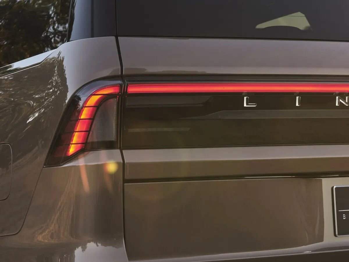 Lincoln Navigator V Внедорожник 5 дв. — photo 8