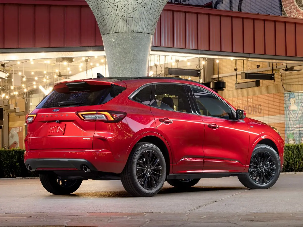 Ford Escape IV Рестайлинг Внедорожник 5 дв. — сүрөт 4