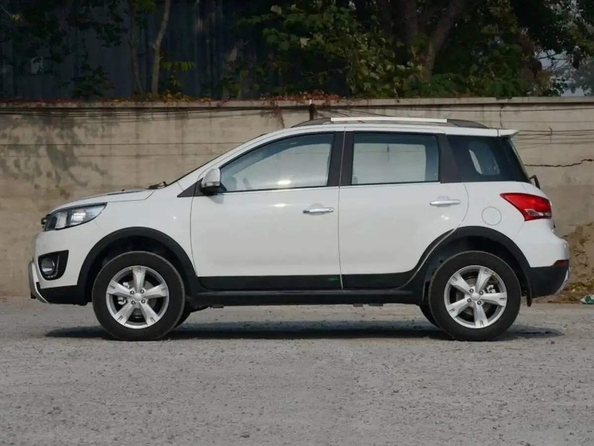 Haval H1 2014 – 2018 Внедорожник 5 дв. — photo 2