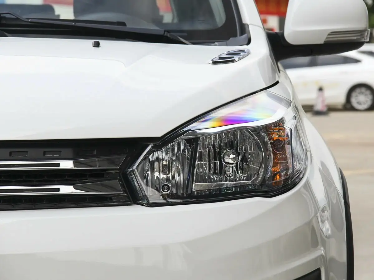Haval H1 2014 – 2018 Внедорожник 5 дв. — photo 8