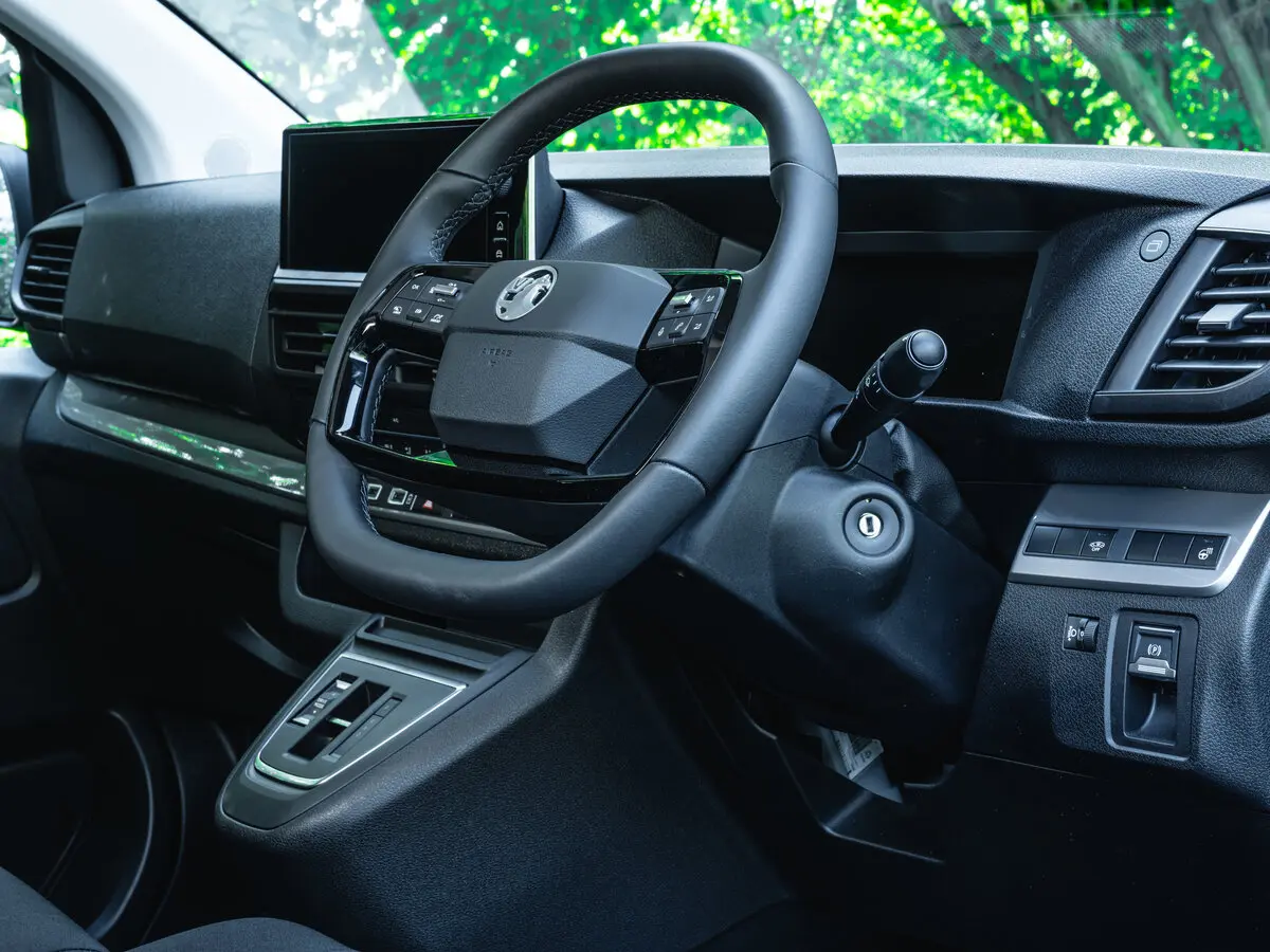 Vauxhall Vivaro C Рестайлинг Фургон — сүрөт 6
