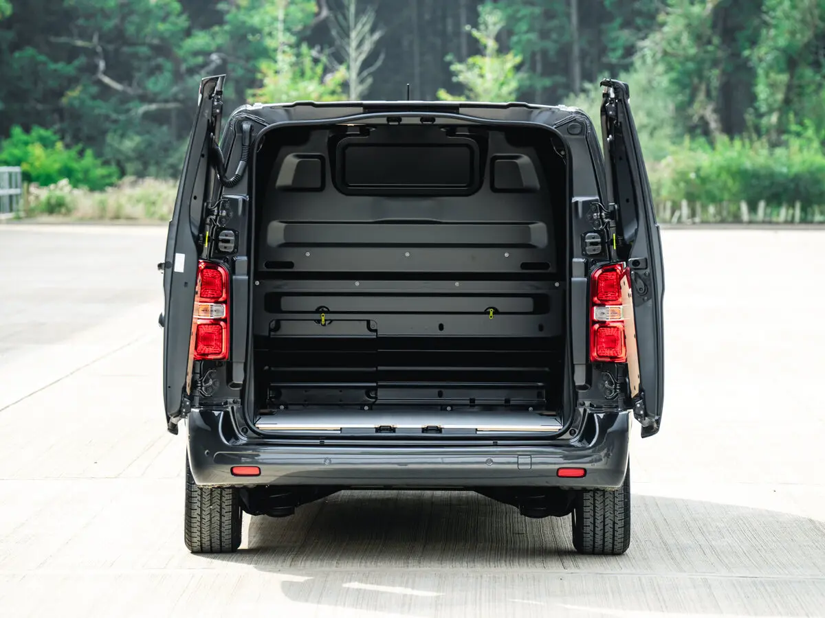 Vauxhall Vivaro C Рестайлинг Фургон — сүрөт 9