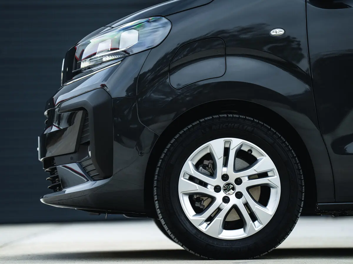 Vauxhall Vivaro C Рестайлинг Фургон — сүрөт 13