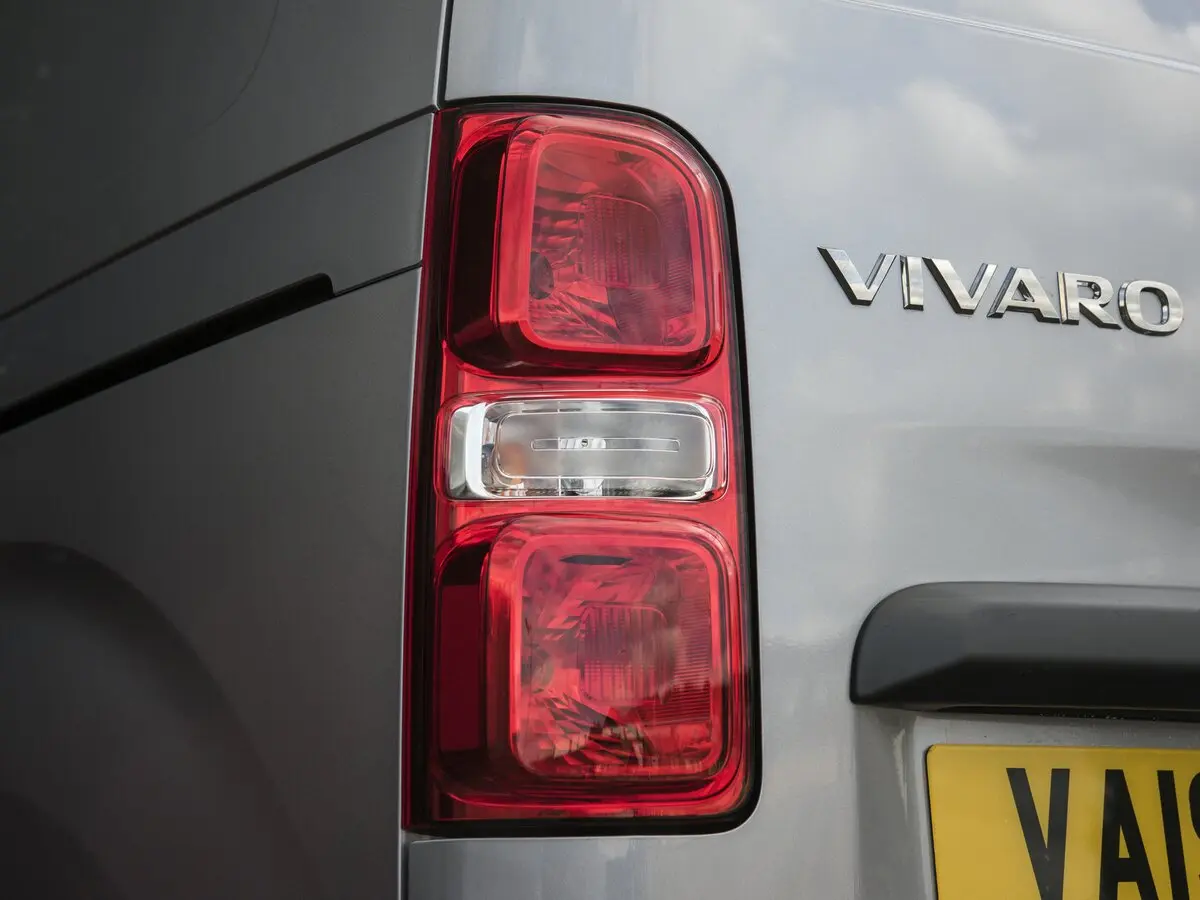 Vauxhall Vivaro C Фургон — photo 9
