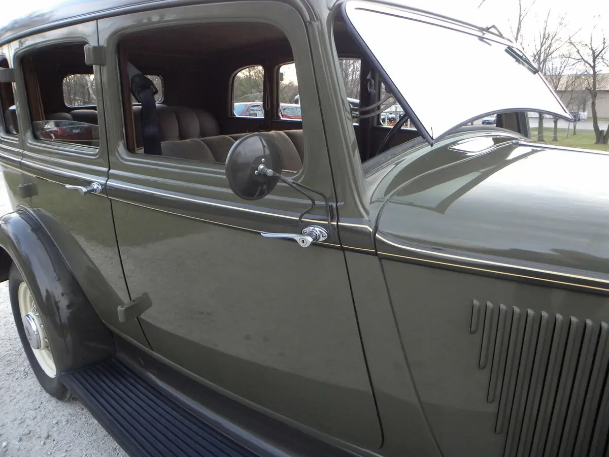 Plymouth De Luxe I Седан — 照片 13