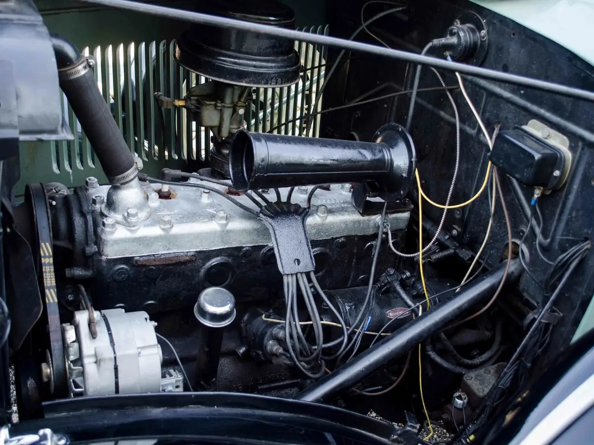 Plymouth De Luxe I Кабриолет — photo 10