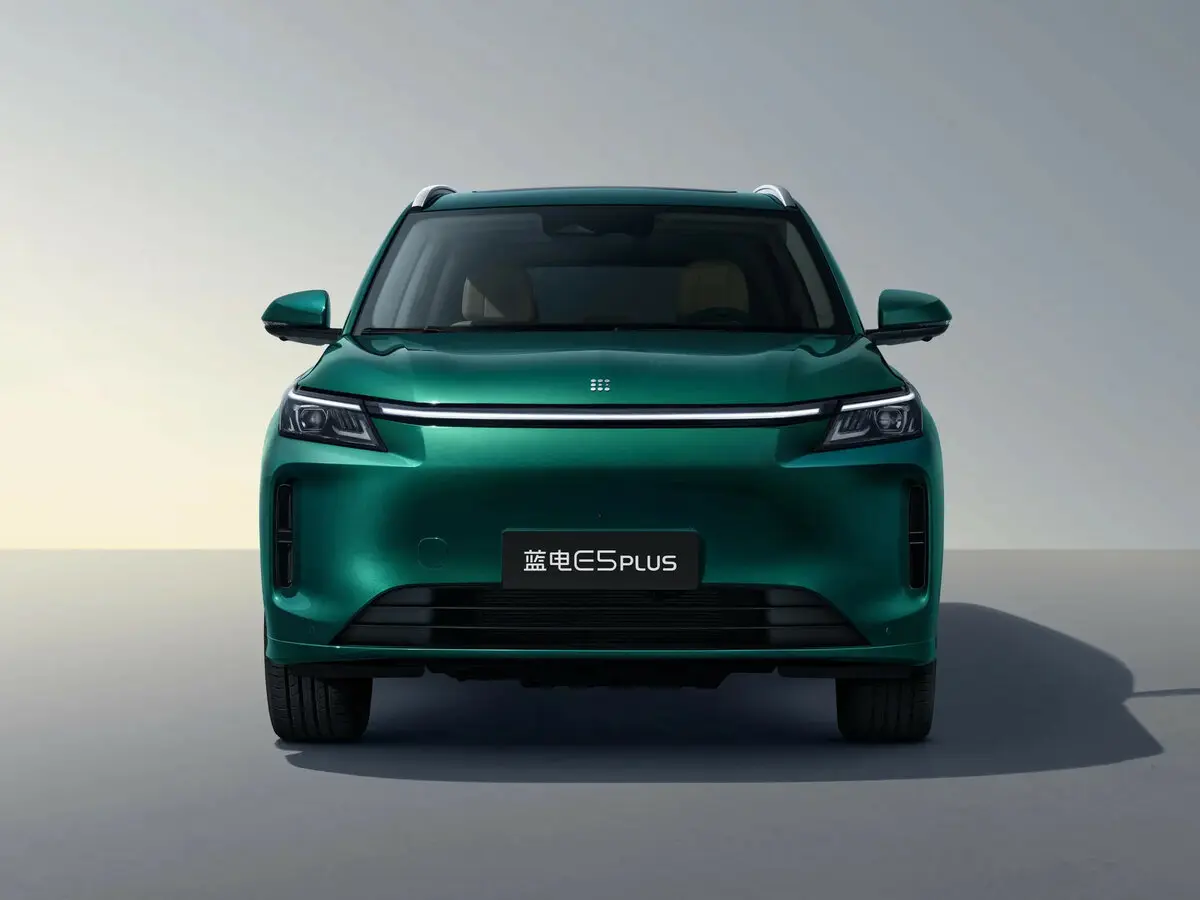 Dongfeng Fengon E5 PLUS Внедорожник 5 дв. — сүрөт 3