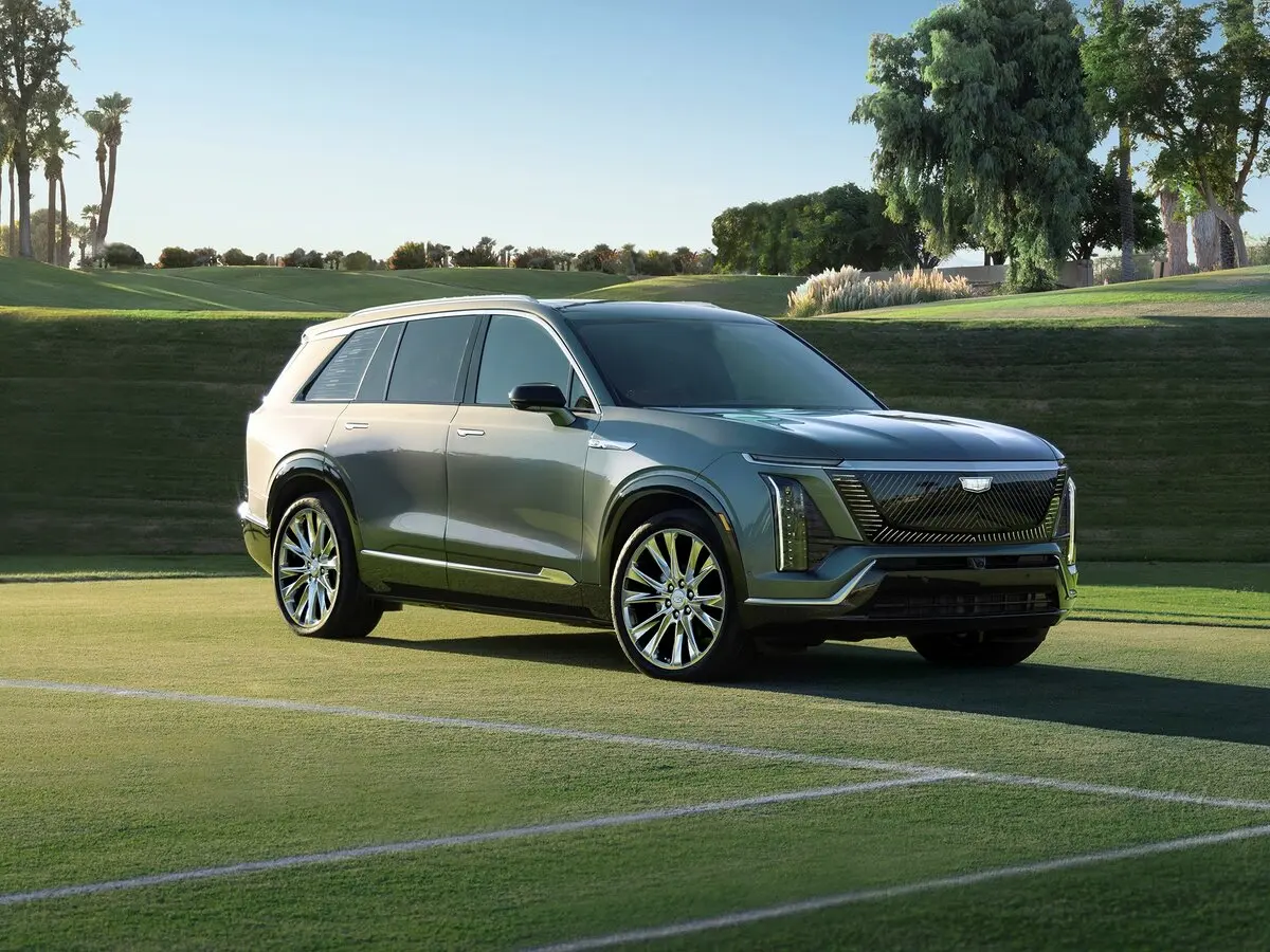 Cadillac Vistiq 2025 – н.в.