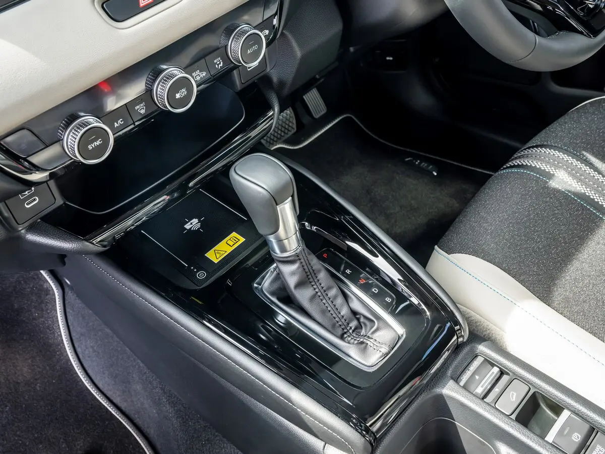 Honda HR-V III Рестайлинг Внедорожник 5 дв. — сүрөт 11