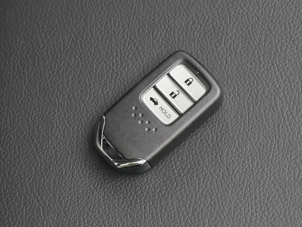 Honda Envix I Рестайлинг Седан — сүрөт 7