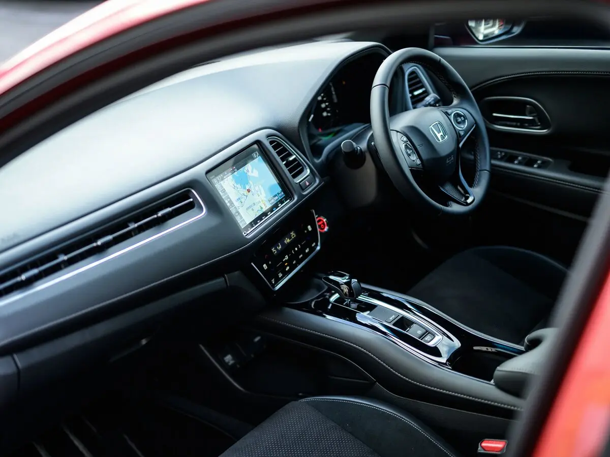 Honda Vezel I Рестайлинг Внедорожник 5 дв. — сүрөт 5