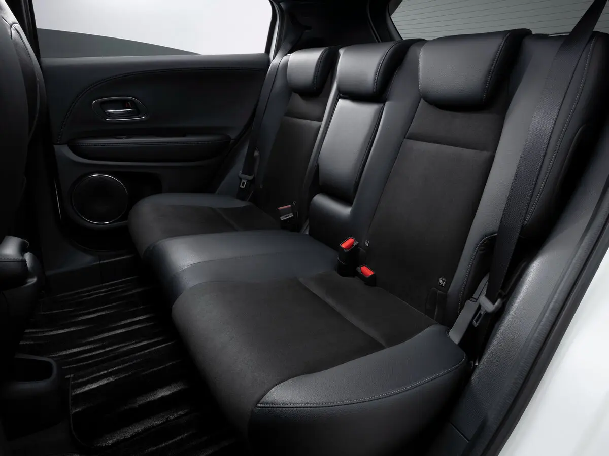 Honda Vezel I Рестайлинг Внедорожник 5 дв. — сүрөт 8