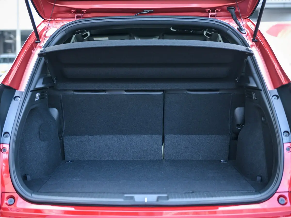 Honda Vezel I Рестайлинг Внедорожник 5 дв. — сүрөт 10