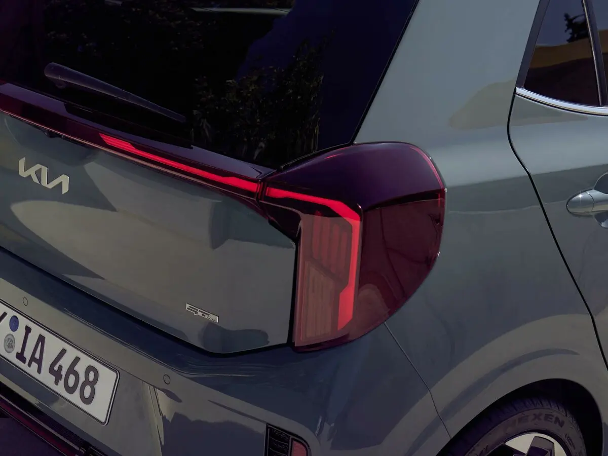 Kia Picanto III Рестайлинг 2 Хэтчбек 5 дв. — сүрөт 11