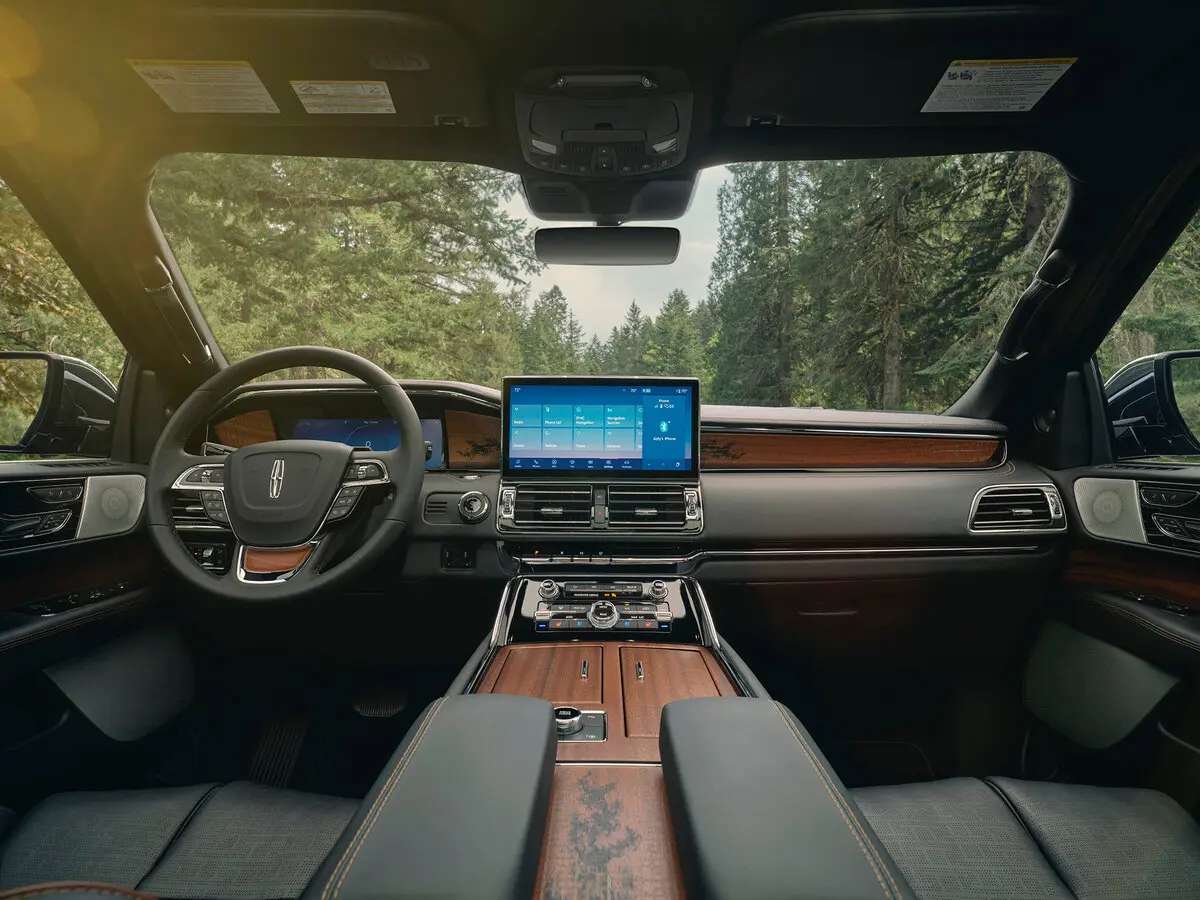 Lincoln Navigator IV Рестайлинг Внедорожник 5 дв. — сүрөт 4