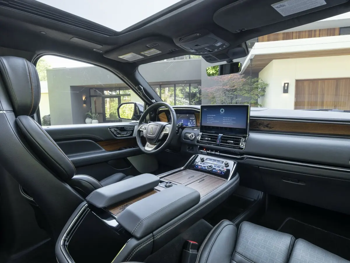 Lincoln Navigator IV Рестайлинг Внедорожник 5 дв. — сүрөт 5