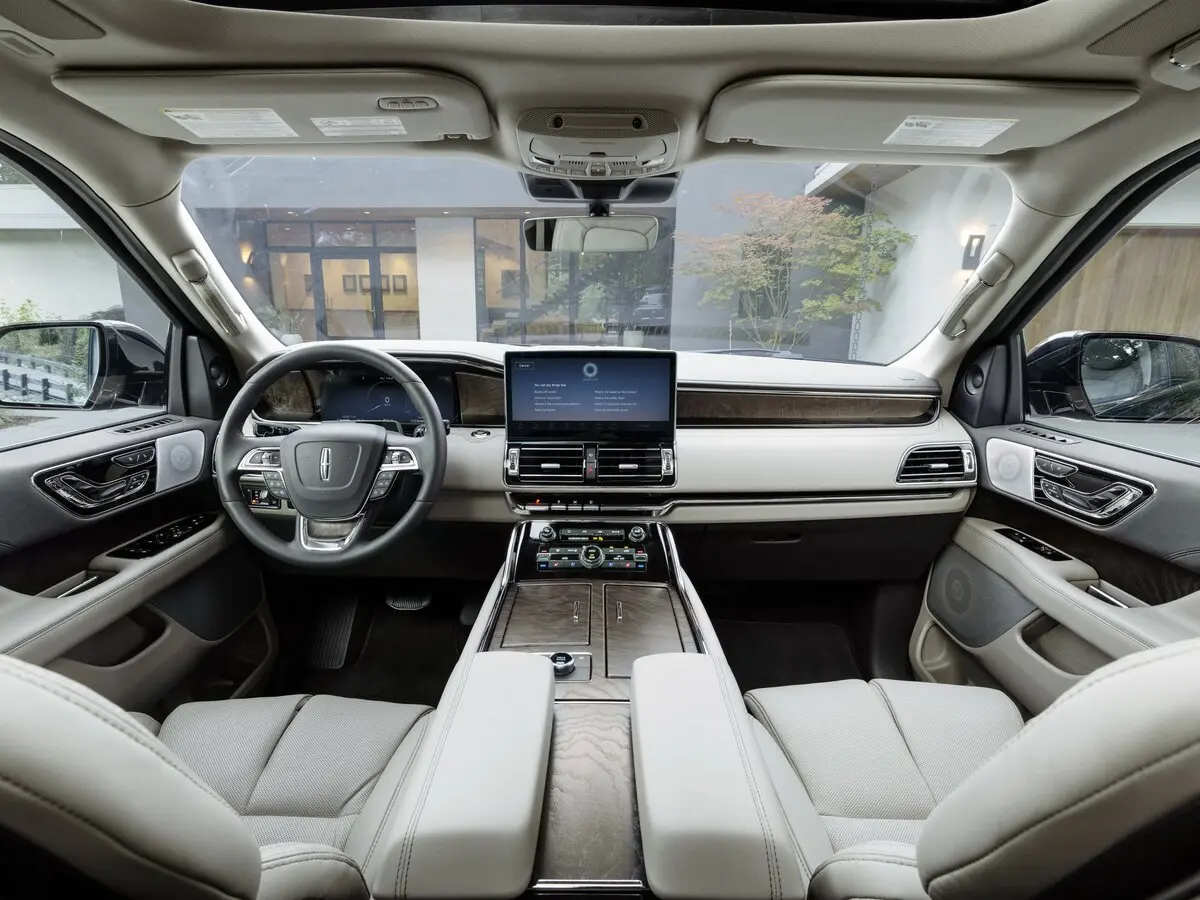 Lincoln Navigator IV Рестайлинг Внедорожник 5 дв. L — сүрөт 5