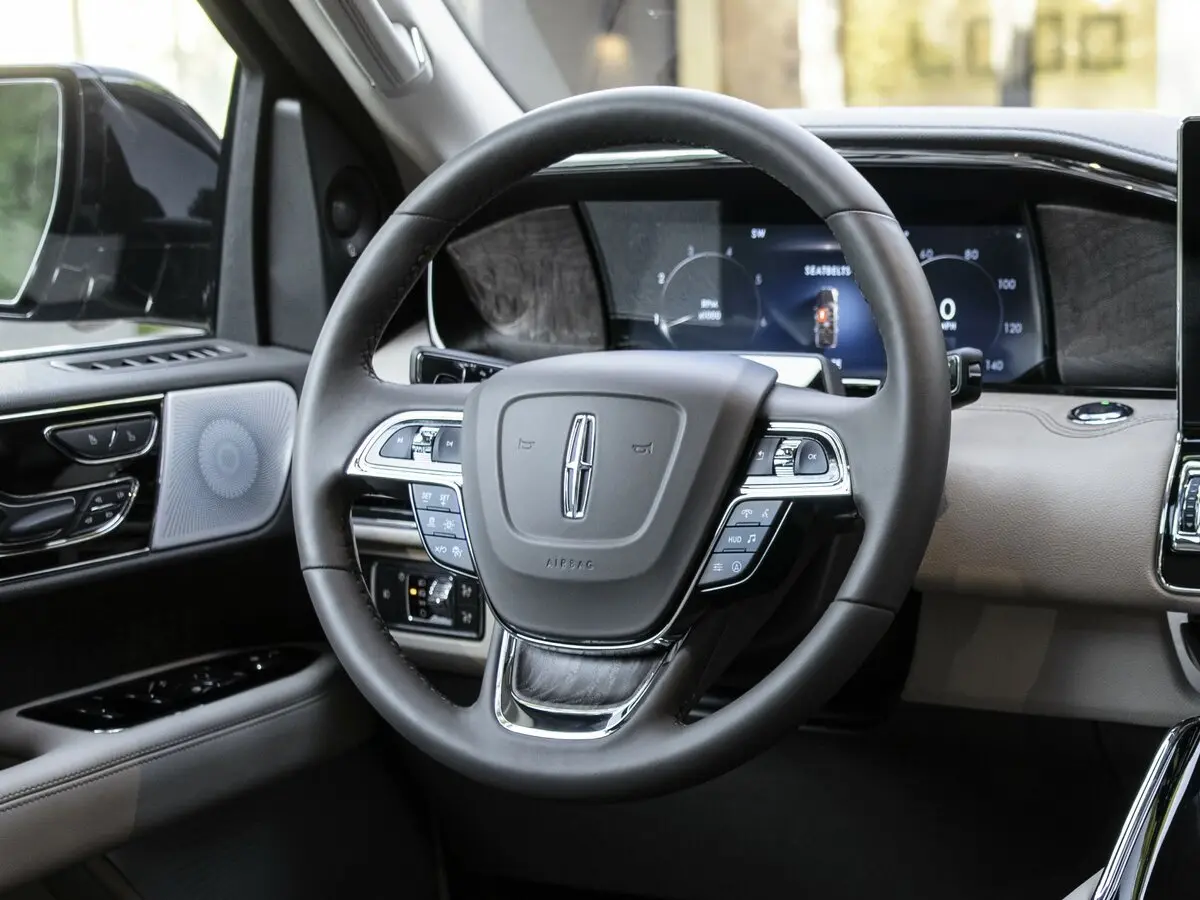 Lincoln Navigator IV Рестайлинг Внедорожник 5 дв. L — сүрөт 8