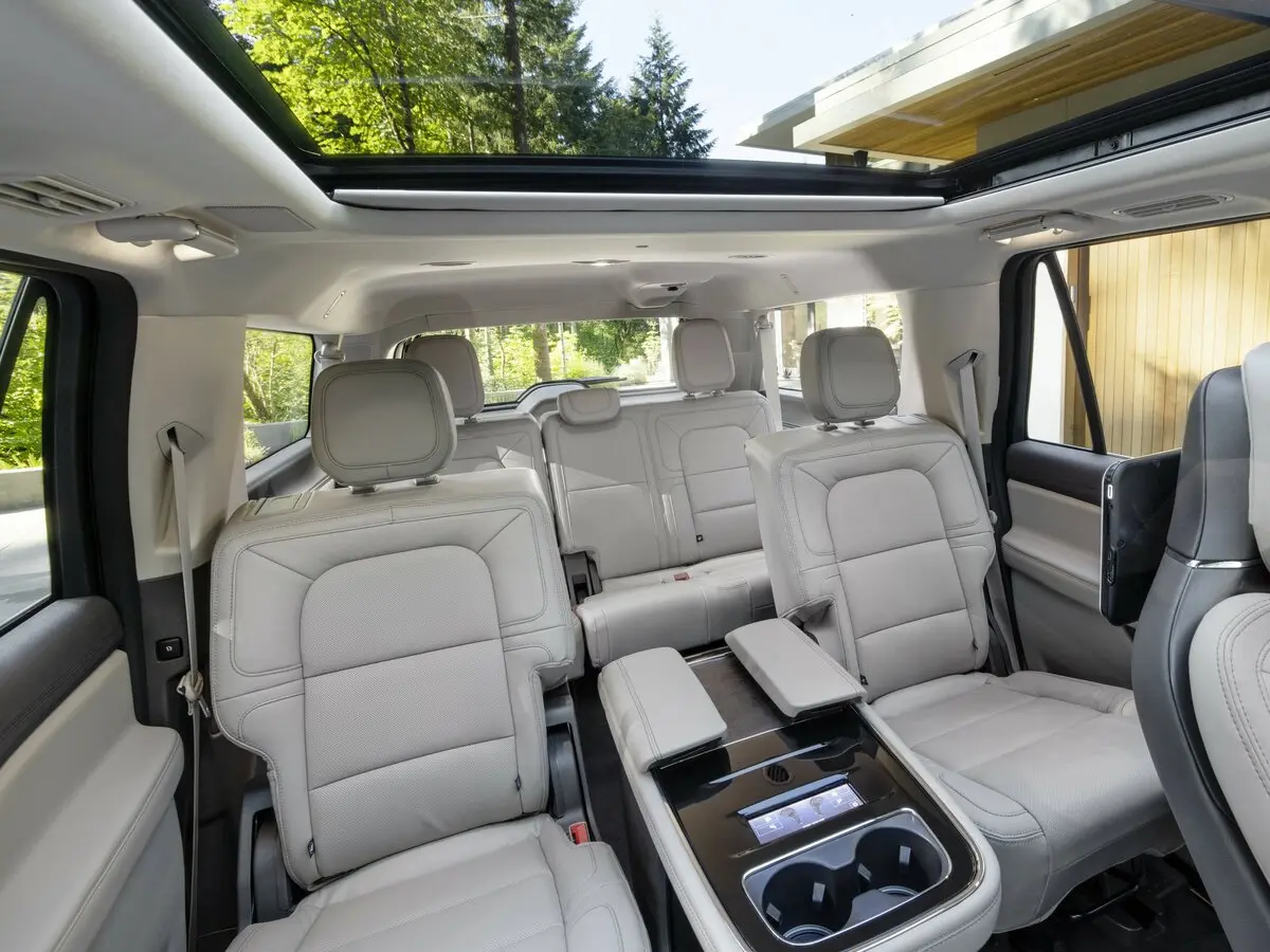 Lincoln Navigator IV Рестайлинг Внедорожник 5 дв. L — сүрөт 9