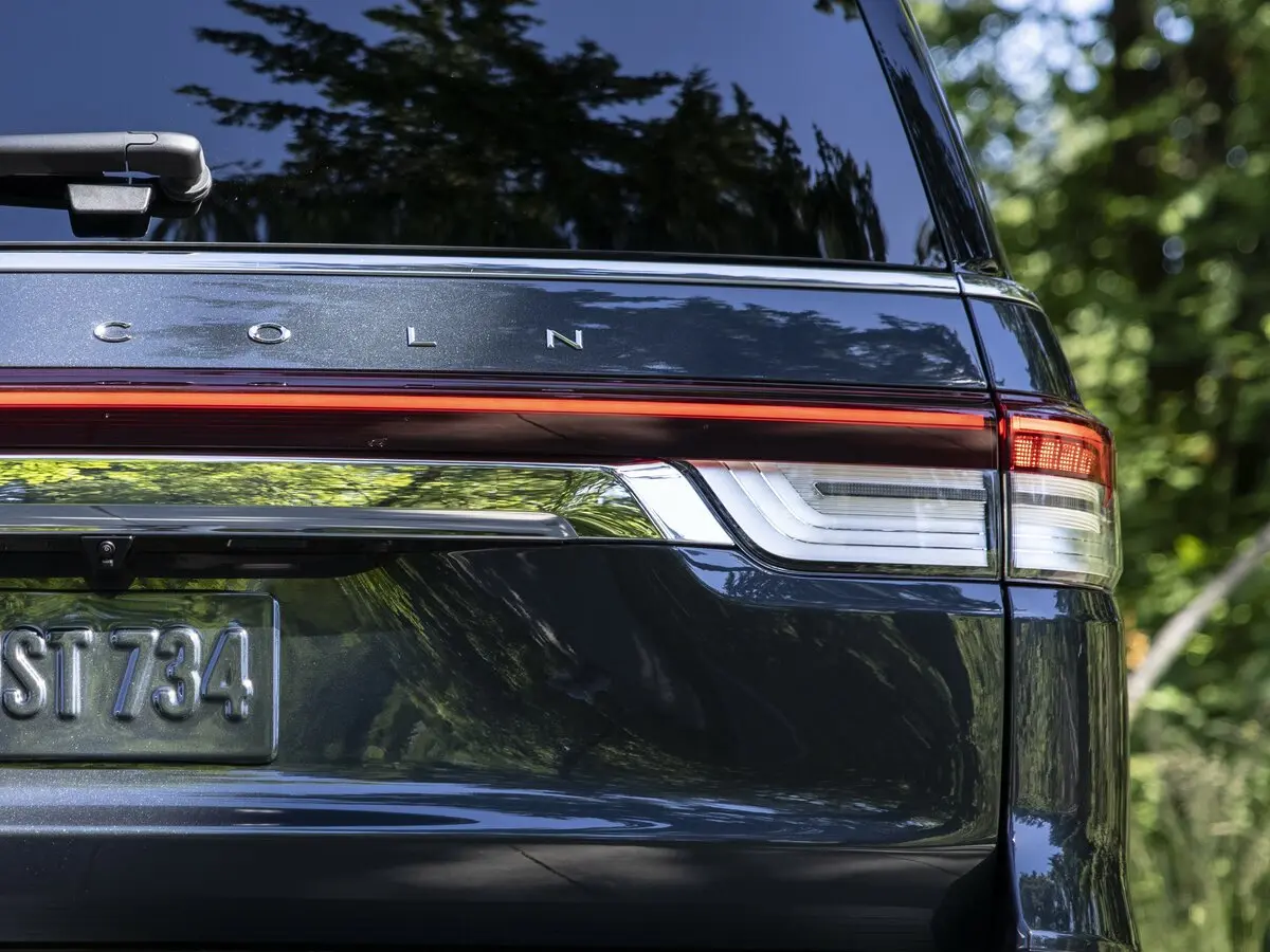 Lincoln Navigator IV Рестайлинг Внедорожник 5 дв. L — сүрөт 10