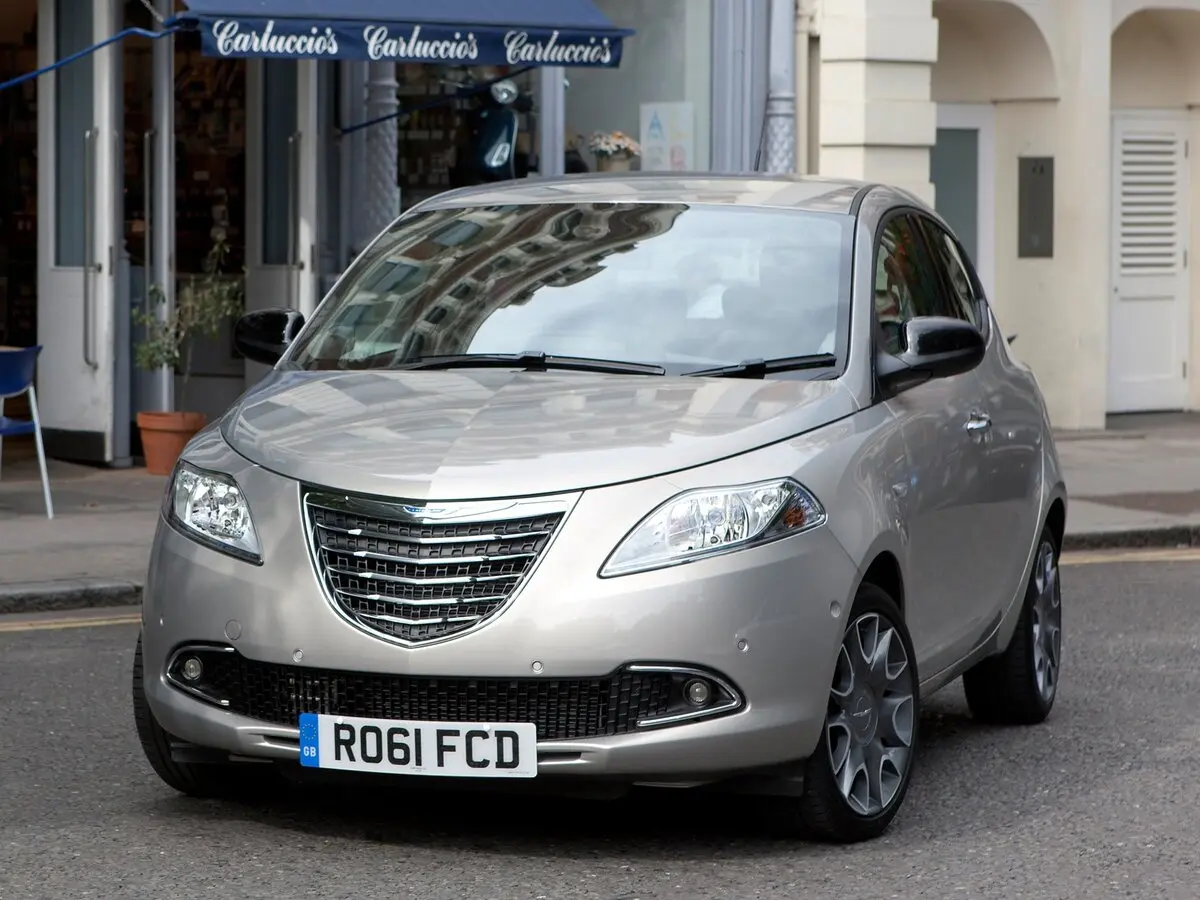 Chrysler Ypsilon 2011 – 2017 Хэтчбек 5 дв. — сүрөт 3