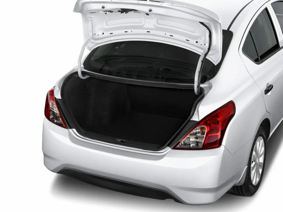 Nissan Sunny N17 Рестайлинг Седан — сүрөт 5