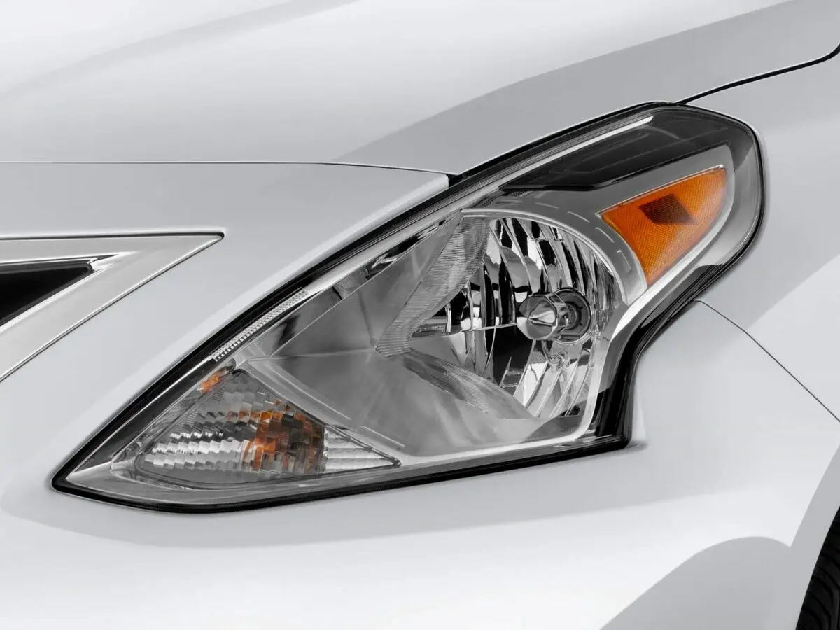 Nissan Sunny N17 Рестайлинг Седан — сүрөт 6